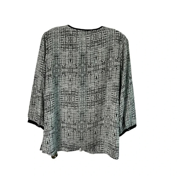 RW & CO BLOUSE, L,Colorblock, office siren , event ,black ,key hole pockets,EC - Picture 3 of 15